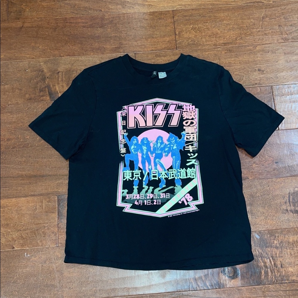 H&M Graphic Tee